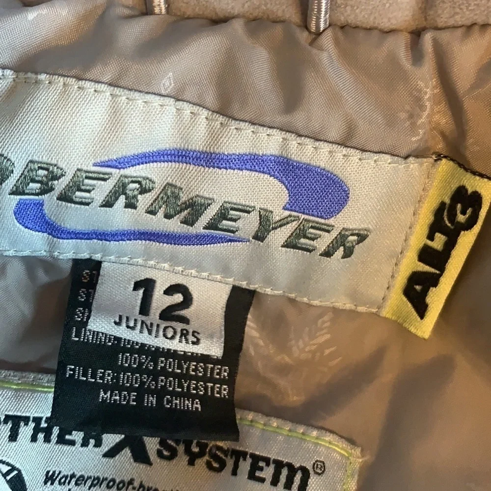 Obermeyer Phase ski / snowboard / cold weather jacket Junior Size 12